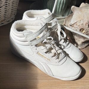 Reebok Women's vintage High-Top Sneakers